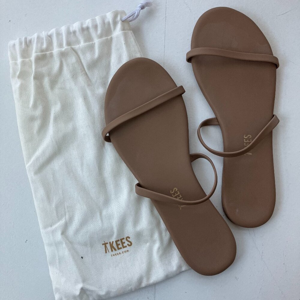 TKees Sandals
